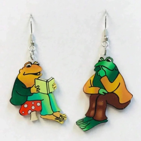 Otaku Ramen Jewelry - Multicolored reading frog clothed mushroom dangle drop earrings cottagecore